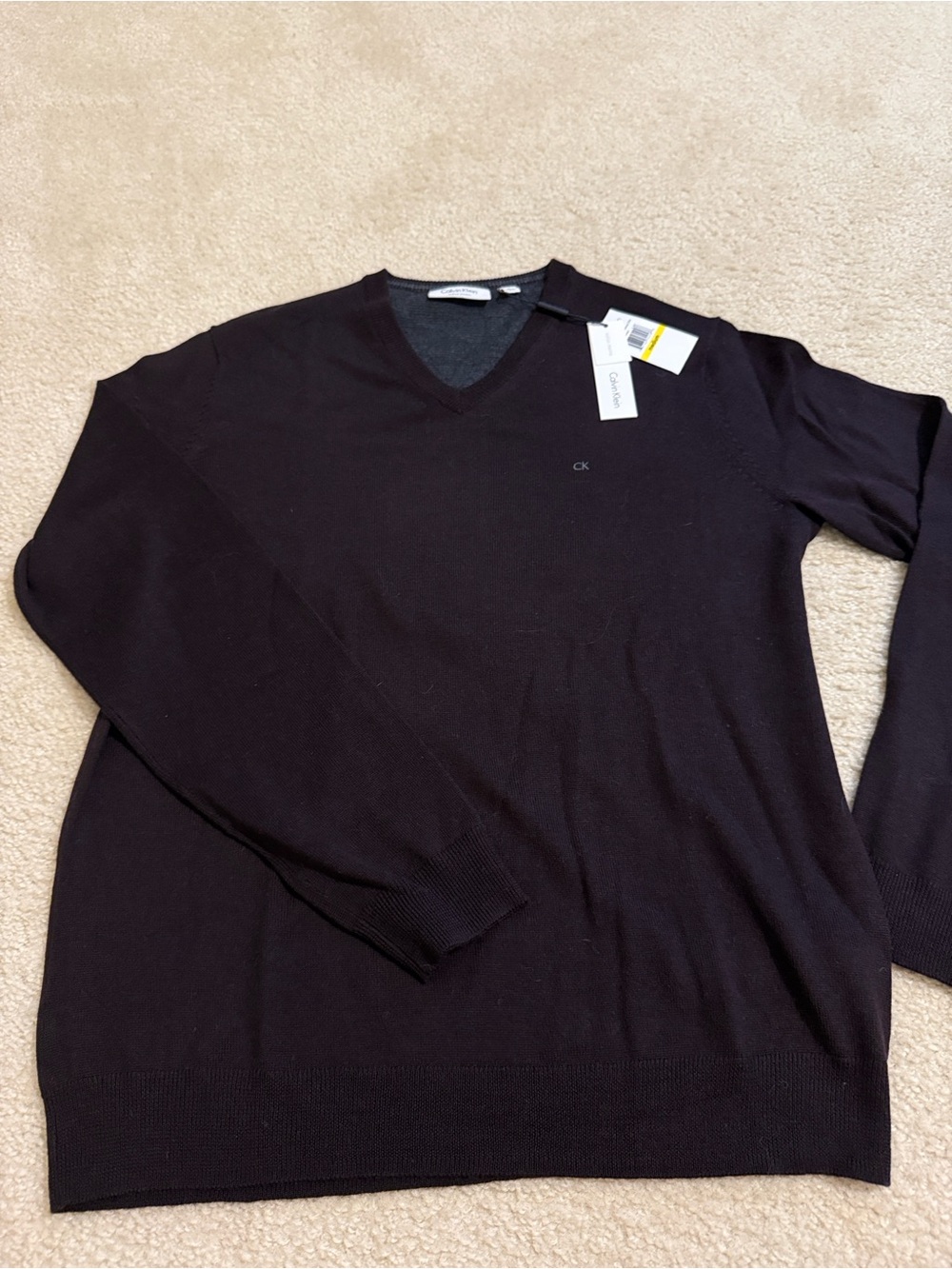 Calvin Klein Men's V-Neck Sweater in Deep Merlot